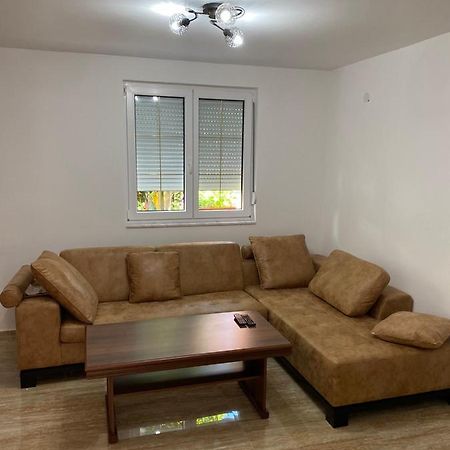 Apartman 02 Bar Kültér fotó