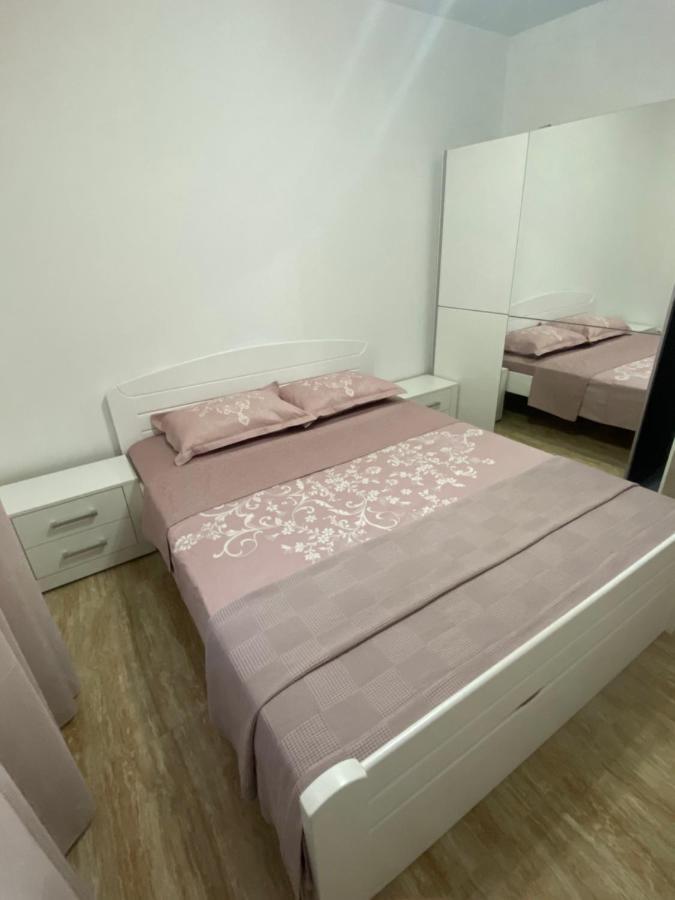 Apartman 02 Bar Kültér fotó