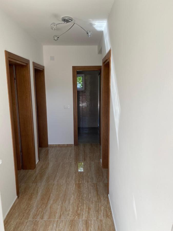 Apartman 02 Bar Kültér fotó